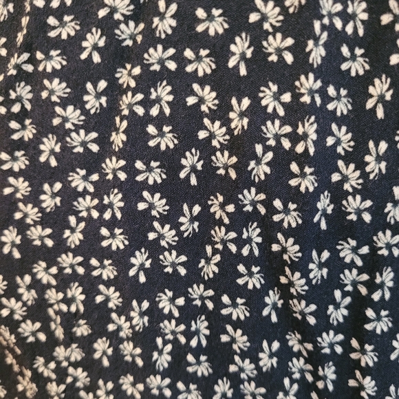 Floral Brandy Melville Wrap Dress - Picture 4 of 4